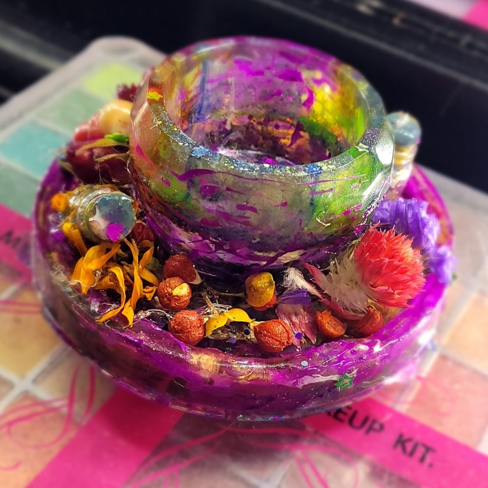 Gorgeous Candle Holder
